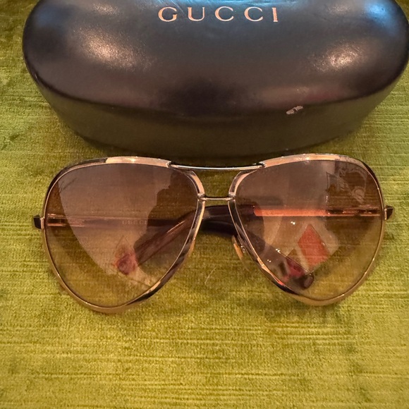 Gucci Other - Gucci Gold Aviator Sunglasses